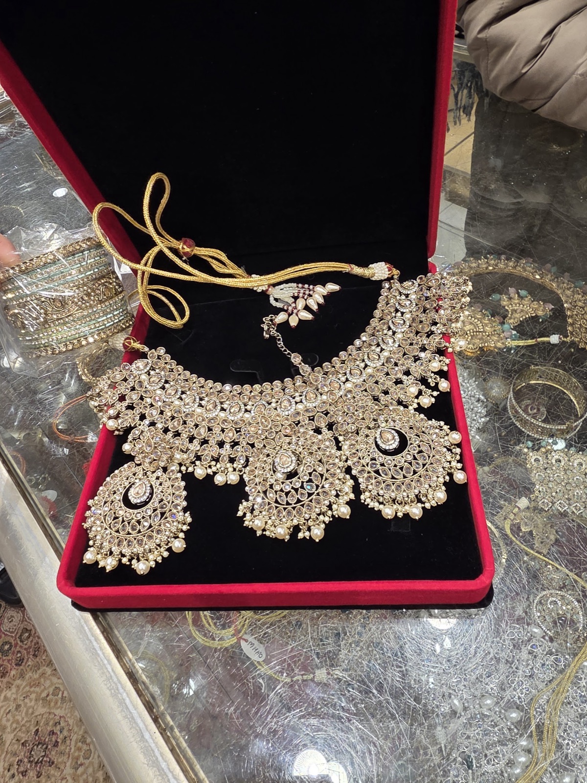 Shagoon Jewellery in Southall London