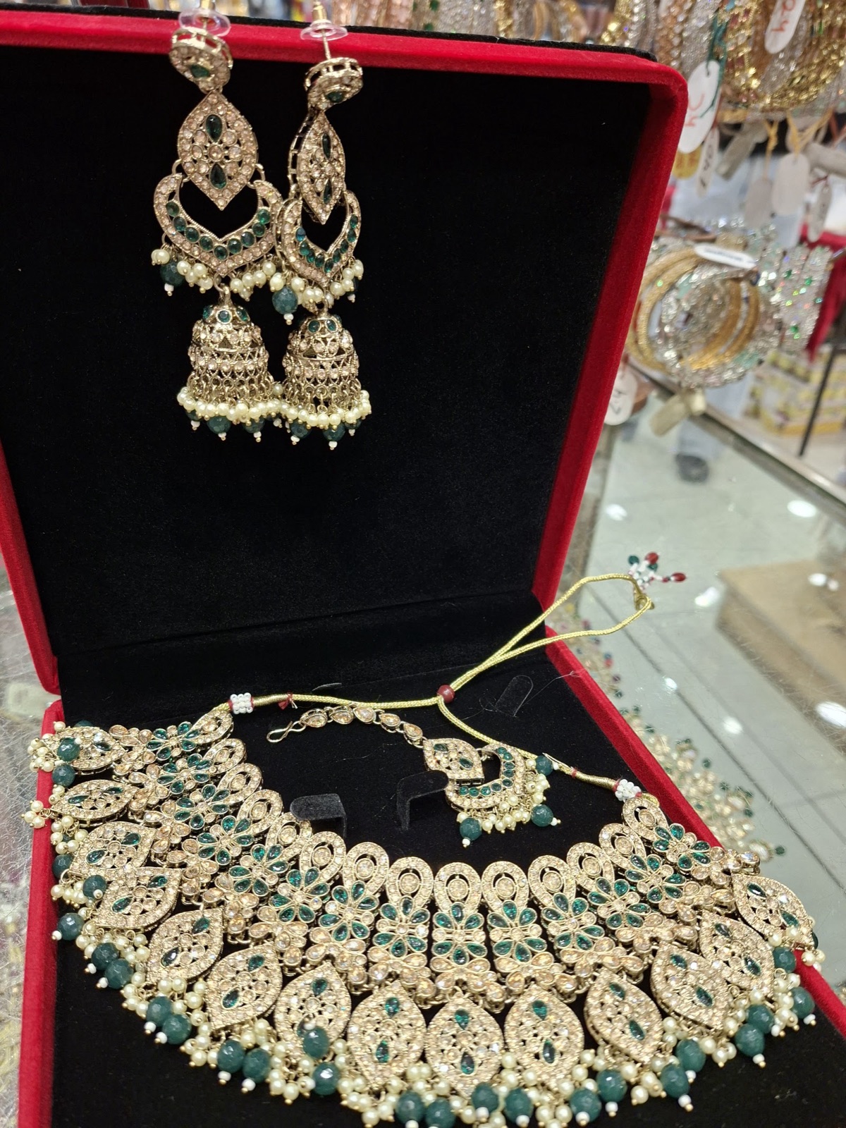 Shagoon Jewellery in Southall London